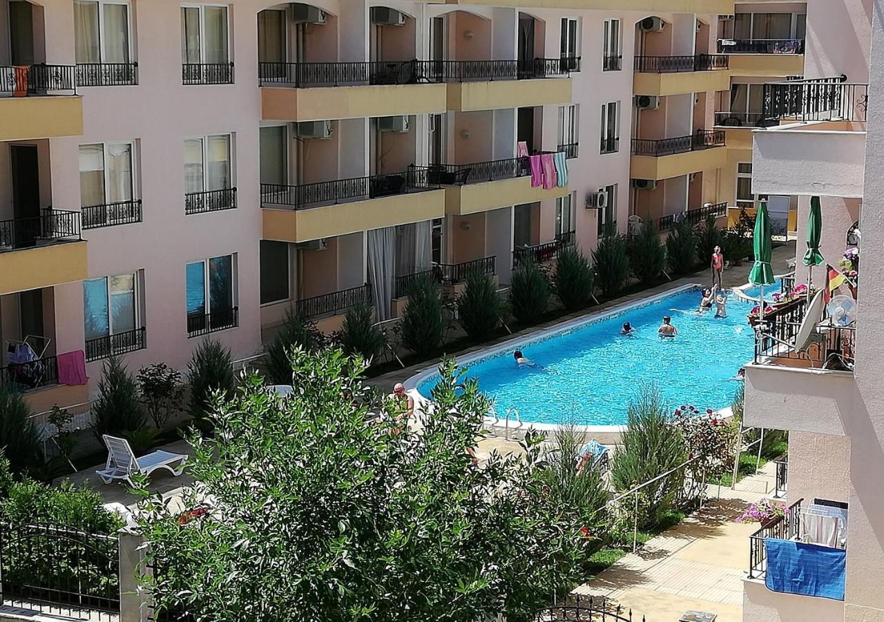 Charis Cozy Family Apart At Sun Village Complex Close To The Beach Sunny Beach Exterior foto