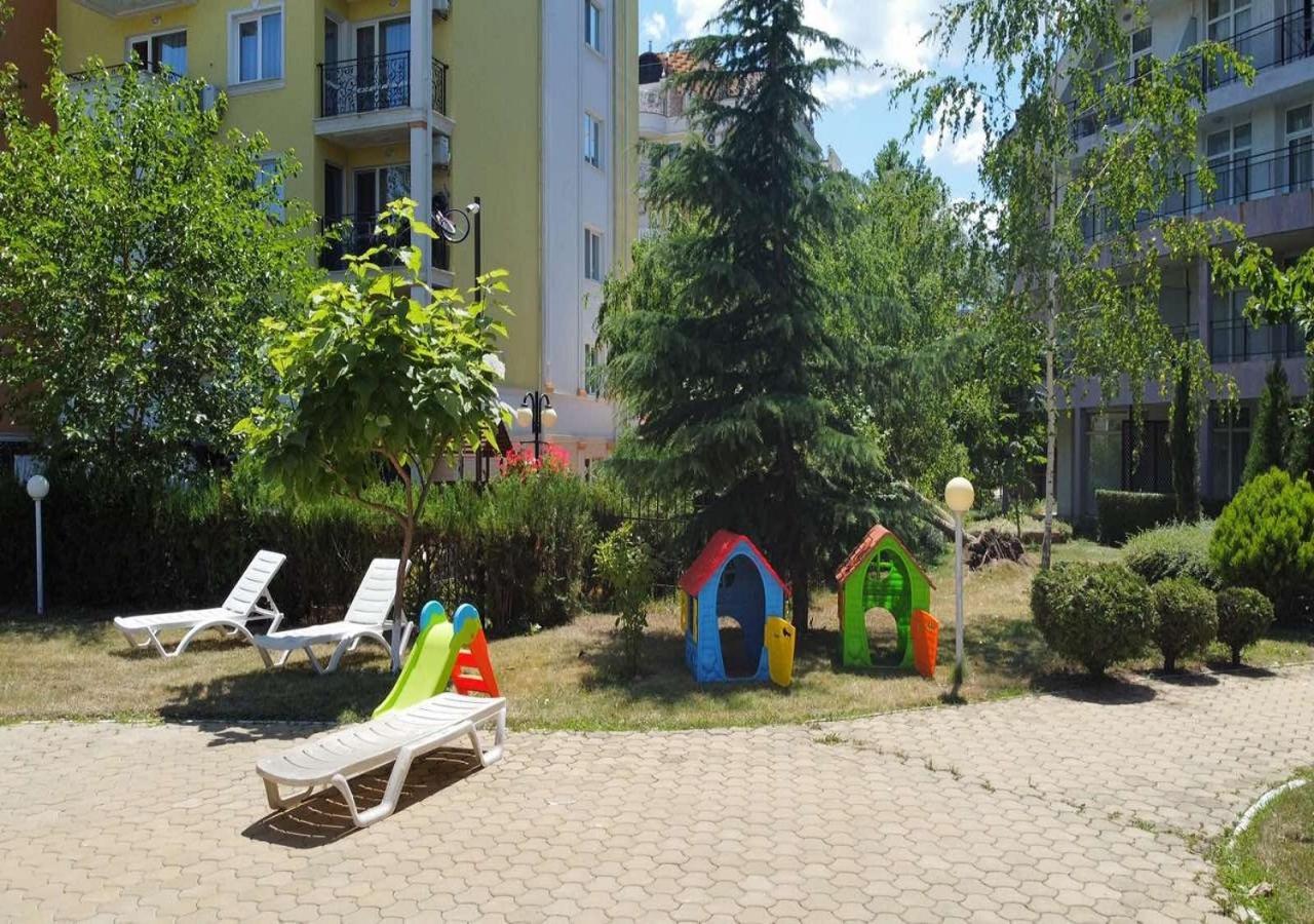 Charis Cozy Family Apart At Sun Village Complex Close To The Beach Sunny Beach Exterior foto