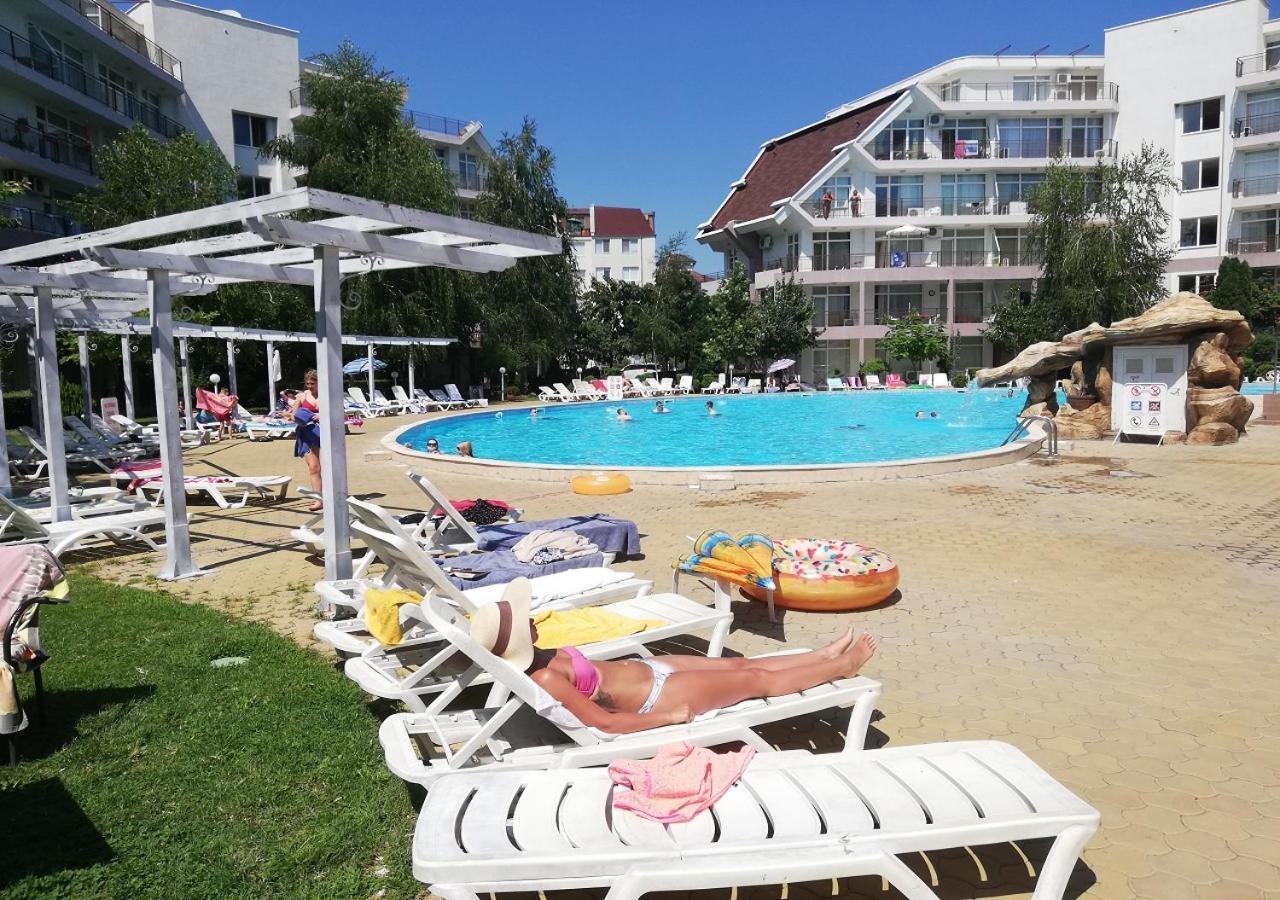 Charis Cozy Family Apart At Sun Village Complex Close To The Beach Sunny Beach Exterior foto