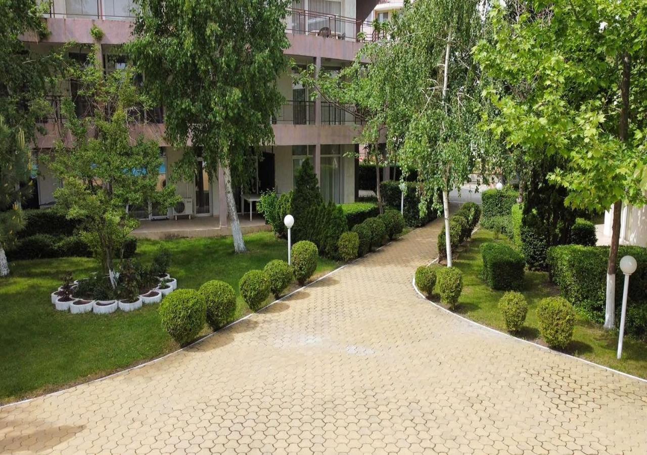 Charis Cozy Family Apart At Sun Village Complex Close To The Beach Sunny Beach Exterior foto