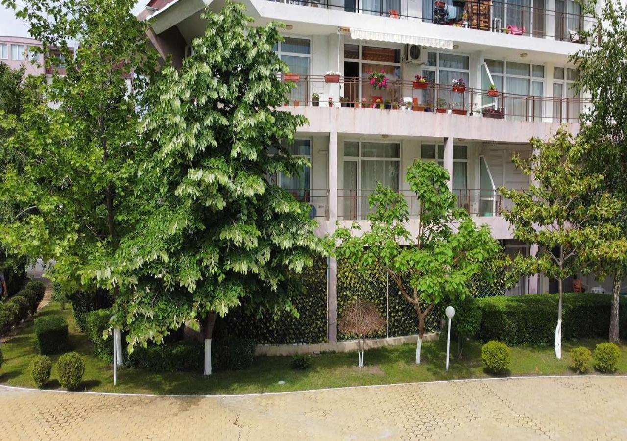 Charis Cozy Family Apart At Sun Village Complex Close To The Beach Sunny Beach Exterior foto